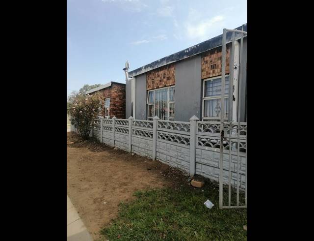 3 BEDROOM HOUSE FOR SALE IN ZAMDELA